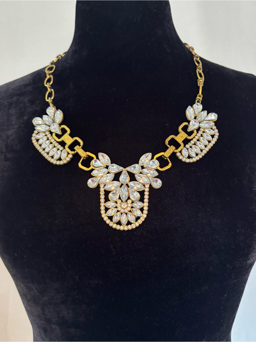 Plunder Charlotte Statement Necklace Regencycore Old Money Glam Crystal